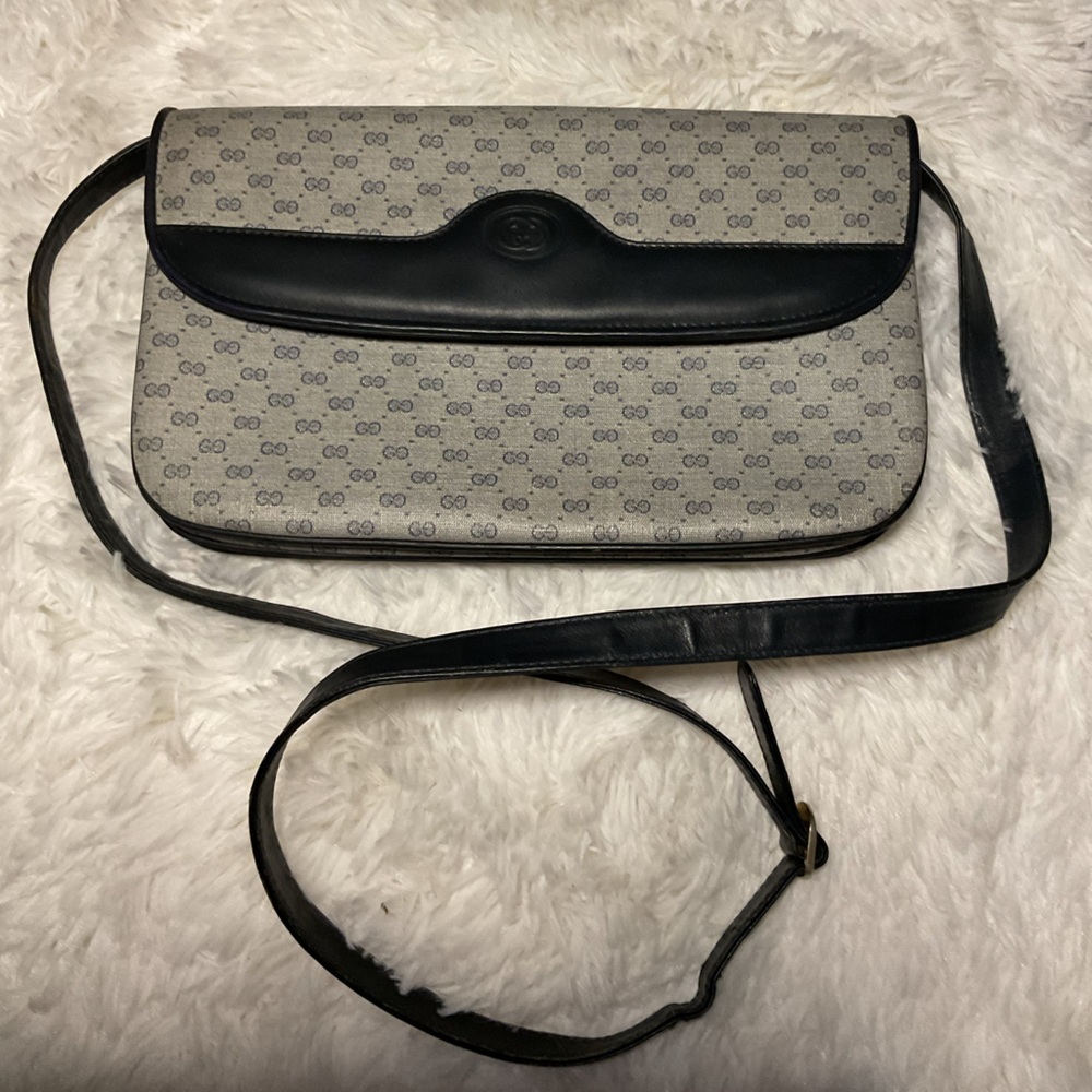 Vintage Gucci crossbody